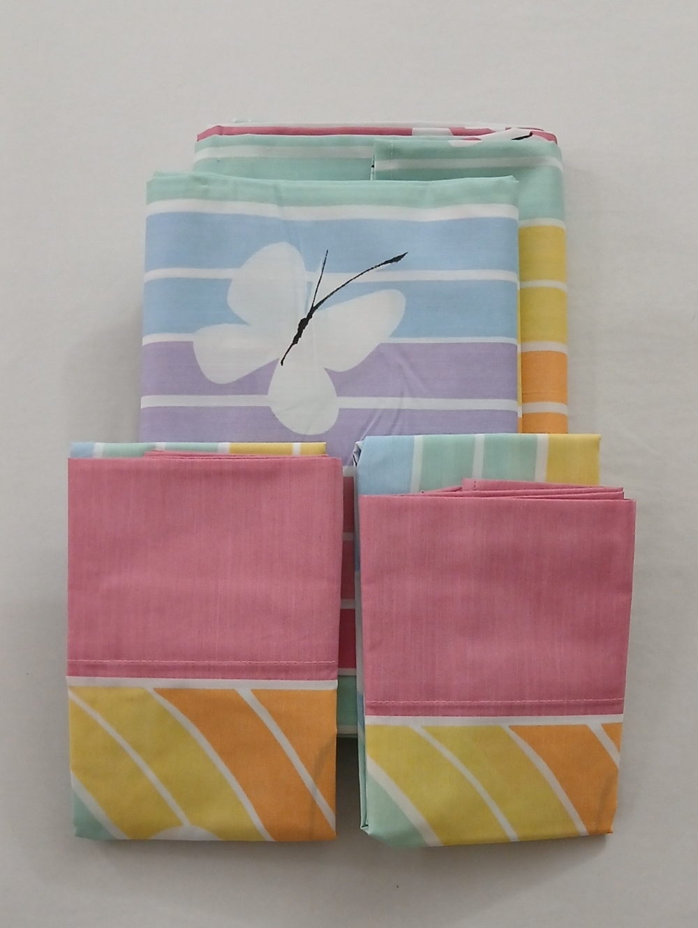 Vintage NWOT Vera Neumann Twin Sheets